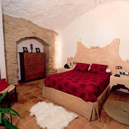 Country house Habitat Troglodita Almagruz *